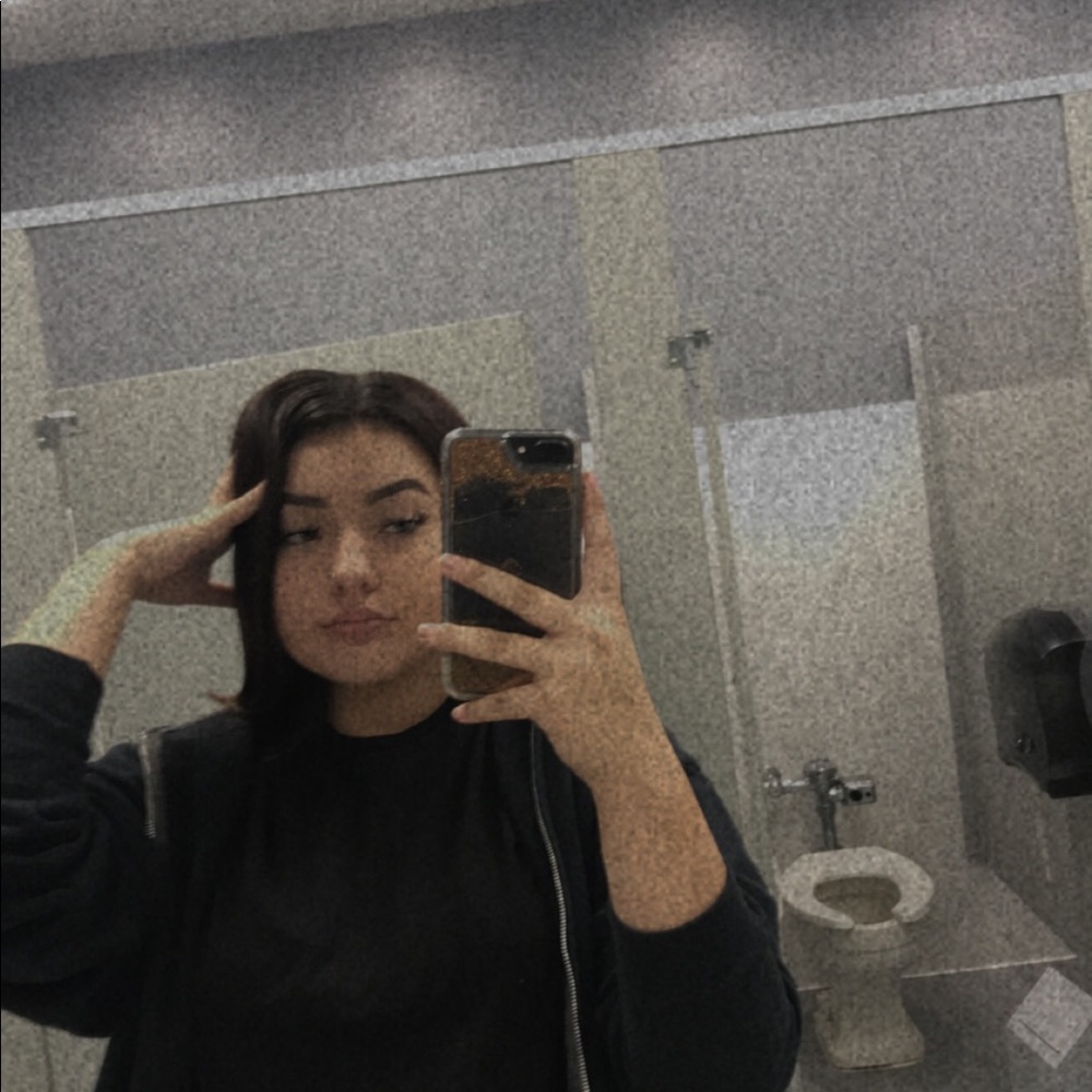 Meet your Posher, Evin